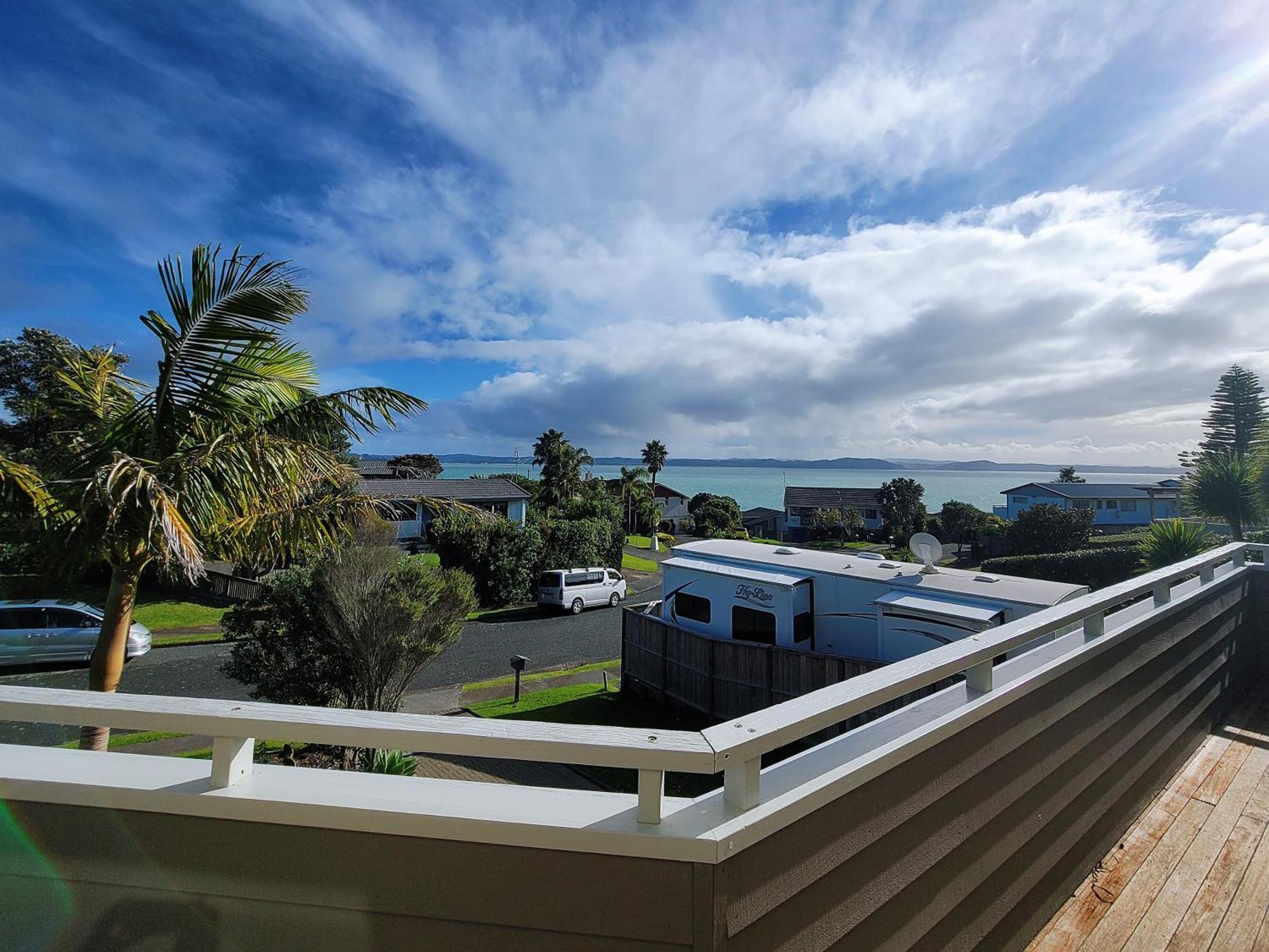 Sea View 5 Bedroom Holiday House Whangaparaoa Exterior foto
